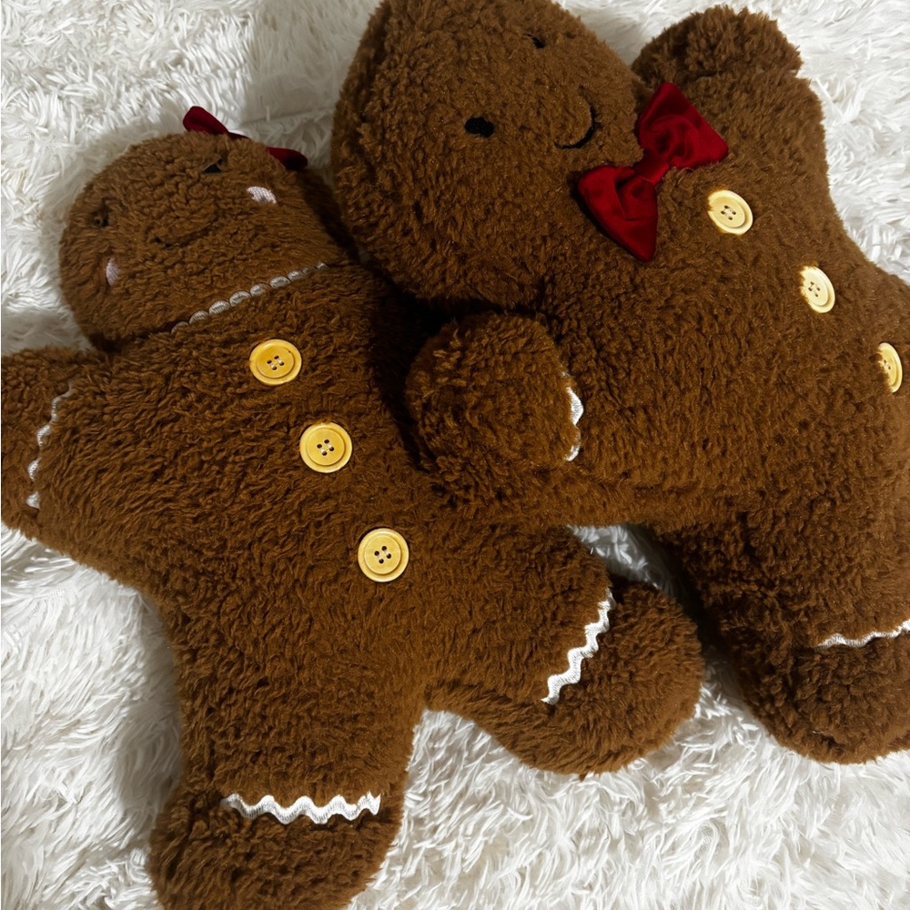 Sold: cupcakes & cashmere Christmas Brown Gingerbread Pillows